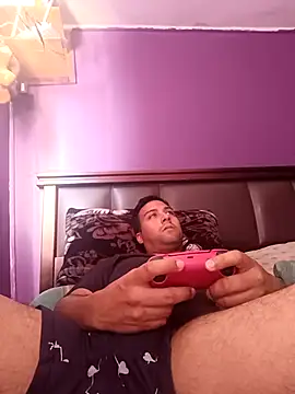 Snapshot of Go1047400 chatting on 10-29-25, 02:30 Go1047400 online show from 10-29-25, 02:30