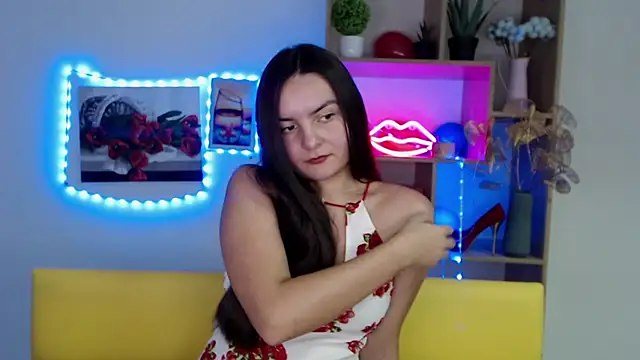 Snapshot of JasmineAsha chatting on 01-15-25, 10:38 JasmineAsha online show from 01-15-25, 10:38