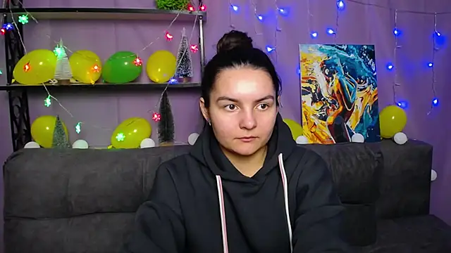 Snapshot of JasmineAsha chatting on 01-16-25, 06:46 JasmineAsha online show from 01-16-25, 06:46