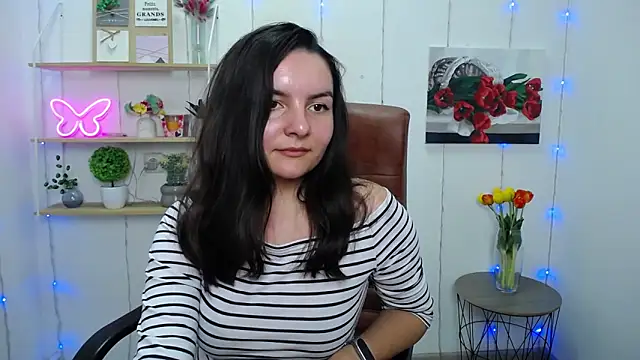 Snapshot of JasmineAsha chatting on 03-19-25, 01:07 JasmineAsha online show from 03-19-25, 01:07