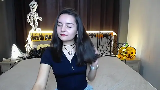 Snapshot of JasmineAsha chatting on 10-21-25, 06:47 JasmineAsha online show from 10-21-25, 06:47