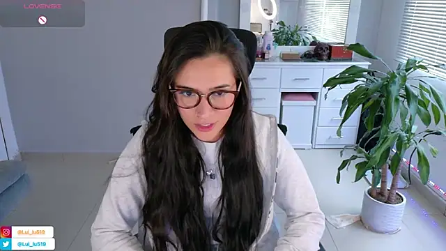 ImLui lu online show from 01-26-25, 09:40