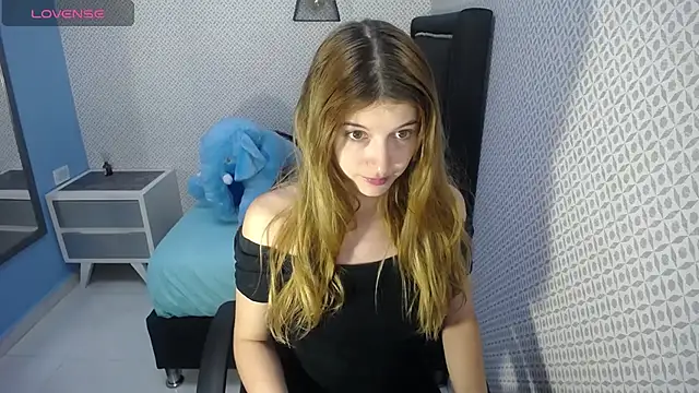 Snapshot of LILAFAVE chatting on 03-21-25, 07:24 LILAFAVE online show from 03-21-25, 07:24