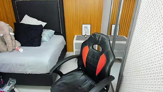 Snapshot of LILAFAVE chatting on 09-24-25, 12:19 LILAFAVE online show from 09-24-25, 12:19