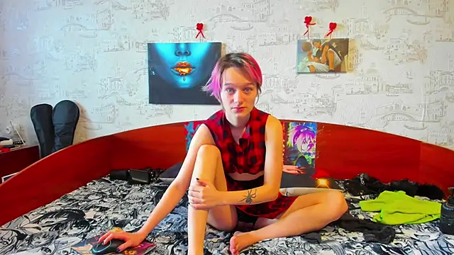 Snapshot of KagamiTayga chatting on 02-19-25, 08:22 KagamiTayga online show from 02-19-25, 08:22