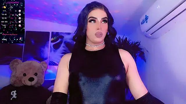 Sophiesweet5 online show from 04-12-26, 06:40