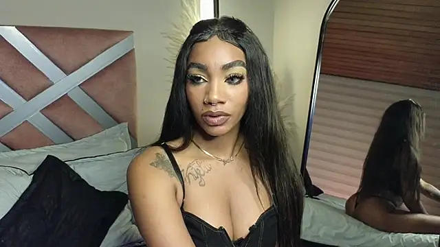 Snapshot of emely_brandon chatting on 02-06-25, 11:58 emely brandon online show from 02-06-25, 11:58