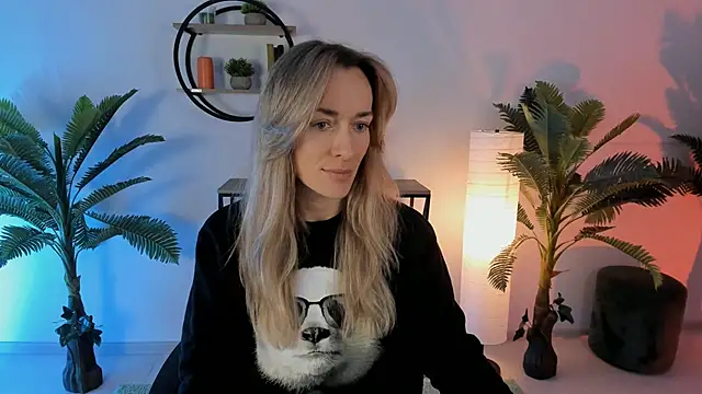 RebeccaMartinez online show from 01-25-25, 08:10