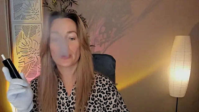 RebeccaMartinez online show from 02-09-26, 12:09