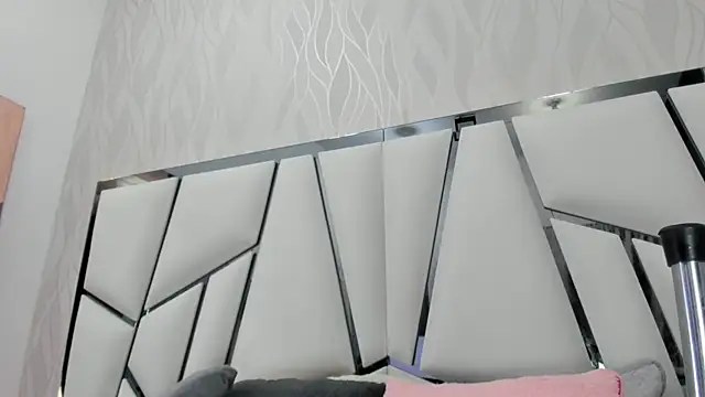 kimberly7  online show from 02-04-25, 11:49