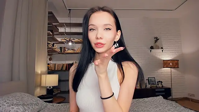 Snapshot of Riskyproject chatting on 12-07-24, 07:27 Riskyproject online show from 12-07-24, 07:27