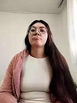 katha steele  online show from 01-12-25, 12:12