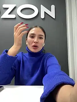 Snapshot of Sweet_Lollypop chatting on 12-12-24, 05:04 Sweet Lollypop online show from 12-12-24, 05:04