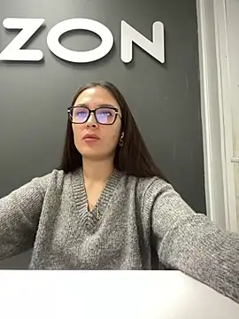 Snapshot of Sweet_Lollypop chatting on 01-03-25, 07:06 Sweet Lollypop online show from 01-03-25, 07:06