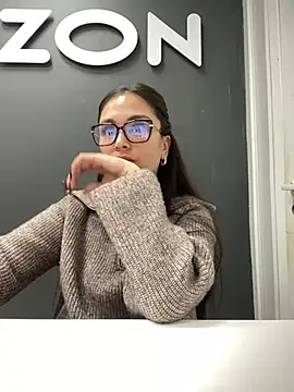 Snapshot of Sweet_Lollypop chatting on 01-11-25, 04:46 Sweet Lollypop online show from 01-11-25, 04:46