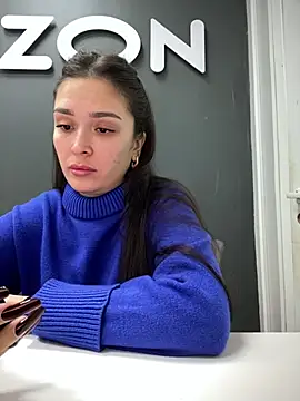 Snapshot of Sweet_Lollypop chatting on 01-14-25, 07:59 Sweet Lollypop online show from 01-14-25, 07:59