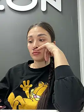 Snapshot of Sweet_Lollypop chatting on 01-18-25, 04:10 Sweet Lollypop online show from 01-18-25, 04:10