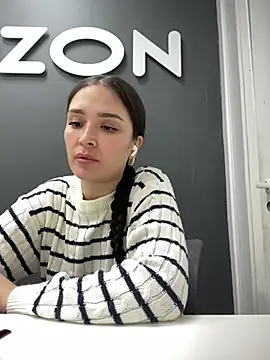 Snapshot of Sweet_Lollypop chatting on 01-22-25, 04:33 Sweet Lollypop online show from 01-22-25, 04:33