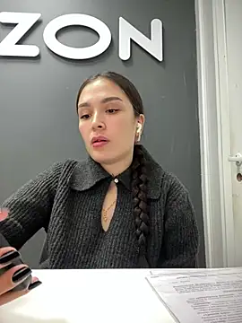 Snapshot of Sweet_Lollypop chatting on 02-07-25, 01:11 Sweet Lollypop online show from 02-07-25, 01:11