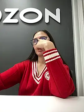 Snapshot of Sweet_Lollypop chatting on 02-19-25, 04:33 Sweet Lollypop online show from 02-19-25, 04:33