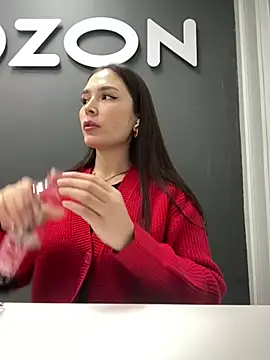 Snapshot of Sweet_Lollypop chatting on 03-03-25, 04:24 Sweet Lollypop online show from 03-03-25, 04:24