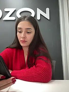 Snapshot of Sweet_Lollypop chatting on 03-20-25, 04:31 Sweet Lollypop online show from 03-20-25, 04:31