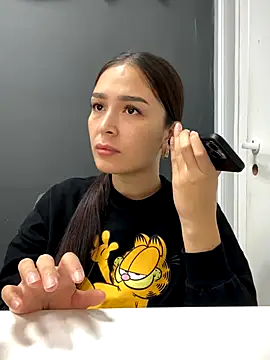 Snapshot of Sweet_Lollypop chatting on 10-06-25, 06:33 Sweet Lollypop online show from 10-06-25, 06:33