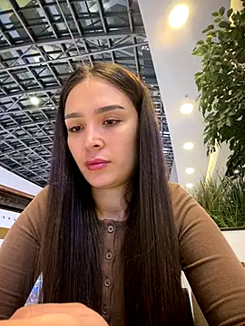 Snapshot of Sweet_Lollypop chatting on 10-19-25, 04:40 Sweet Lollypop online show from 10-19-25, 04:40