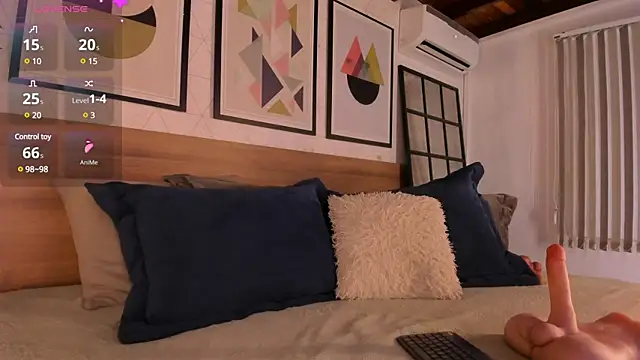 Snapshot of susan_cute198 chatting on 03-15-25, 06:10 susan cute198 online show from 03-15-25, 06:10