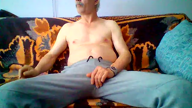 cumloverboyxx69 online show from 04-23-26, 12:29
