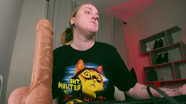 Frau  Lilith online show from 01-23-25, 05:35