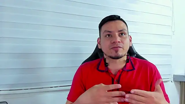Snapshot of Rick_Diesel_ chatting on 03-19-25, 04:14 Rick Diesel  online show from 03-19-25, 04:14