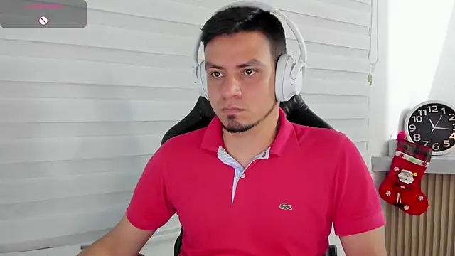 Snapshot of Rick_Diesel_ chatting on 11-28-25, 04:15 Rick Diesel online show from 11-28-25, 04:15