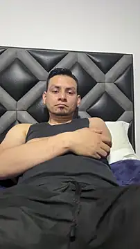 Snapshot of Rick_Diesel_ chatting on 12-15-25, 05:01 Rick Diesel online show from 12-15-25, 05:01