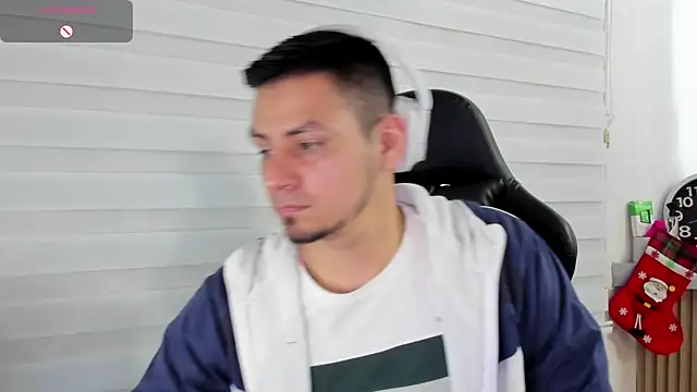 Snapshot of Rick_Diesel_ chatting on 12-19-25, 04:08 Rick Diesel online show from 12-19-25, 04:08