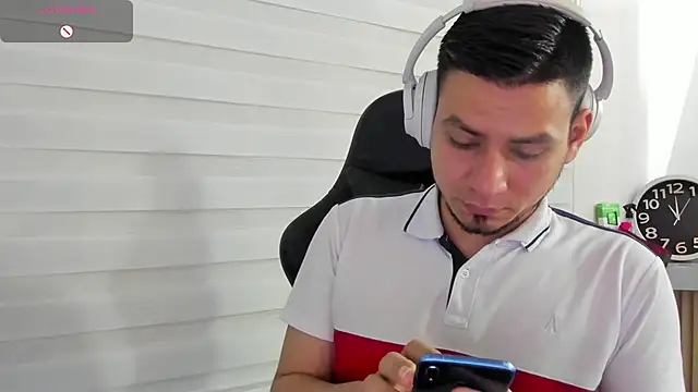 Snapshot of Rick_Diesel_ chatting on 12-20-25, 03:57 Rick Diesel online show from 12-20-25, 03:57