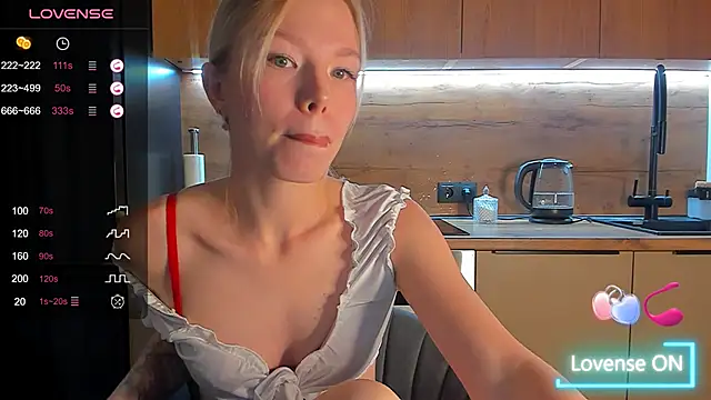 Olivia Bells online show from 11-20-25, 07:24