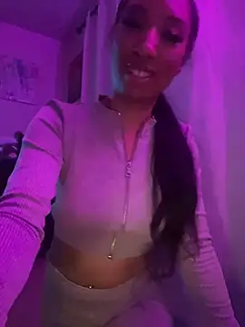 Iceblanca online show from 02-15-25, 07:38