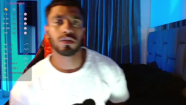 Snapshot of Christian_thor chatting on 12-24-24, 05:27 Christian thor online show from 12-24-24, 05:27