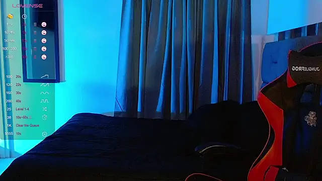 Snapshot of Christian_thor chatting on 12-29-24, 08:11 Christian thor online show from 12-29-24, 08:11