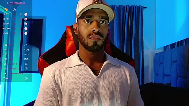 Snapshot of Christian_thor chatting on 01-25-25, 03:19 Christian thor online show from 01-25-25, 03:19