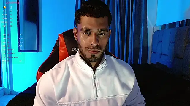 Snapshot of Christian_thor chatting on 02-13-25, 04:32 Christian thor online show from 02-13-25, 04:32