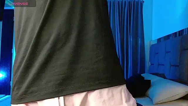 Snapshot of Christian_thor chatting on 03-10-25, 03:34 Christian thor online show from 03-10-25, 03:34