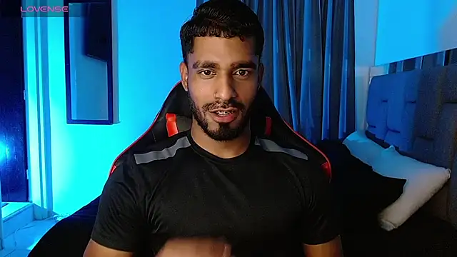 Snapshot of Christian_thor chatting on 03-20-25, 03:45 Christian thor online show from 03-20-25, 03:45