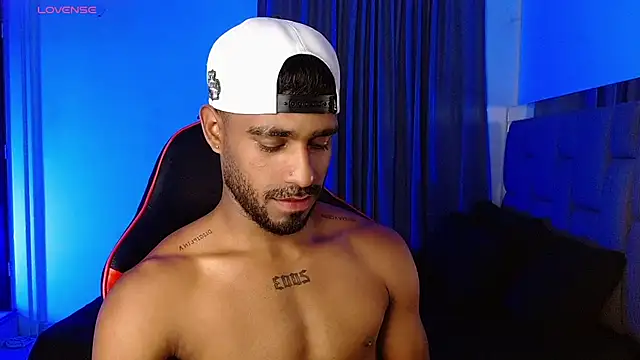 Snapshot of Christian_thor chatting on 09-13-25, 04:12 Christian thor online show from 09-13-25, 04:12