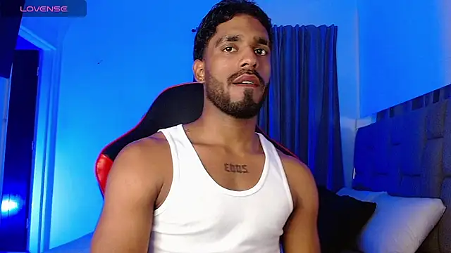 Snapshot of Christian_thor chatting on 09-24-25, 04:05 Christian thor online show from 09-24-25, 04:05