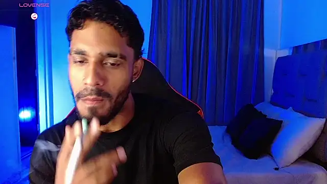 Snapshot of Christian_thor chatting on 10-03-25, 05:15 Christian thor online show from 10-03-25, 05:15