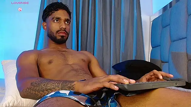 Snapshot of Christian_thor chatting on 10-05-25, 06:12 Christian thor online show from 10-05-25, 06:12