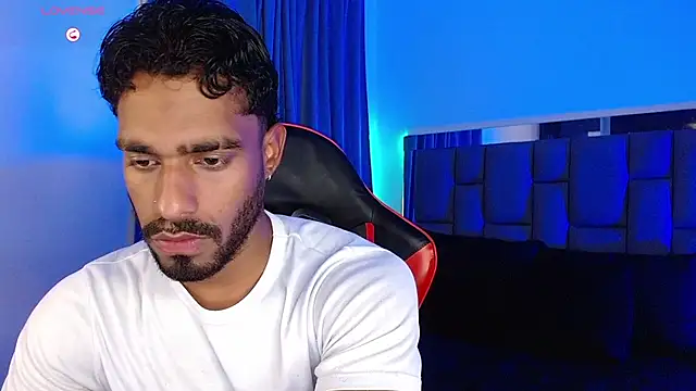 Snapshot of Christian_thor chatting on 10-16-25, 04:35 Christian thor online show from 10-16-25, 04:35