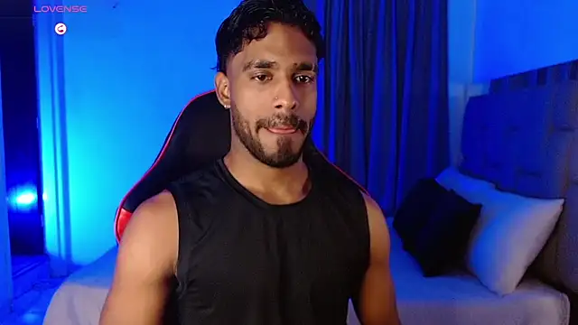 Snapshot of Christian_thor chatting on 11-06-25, 03:40 Christian thor online show from 11-06-25, 03:40